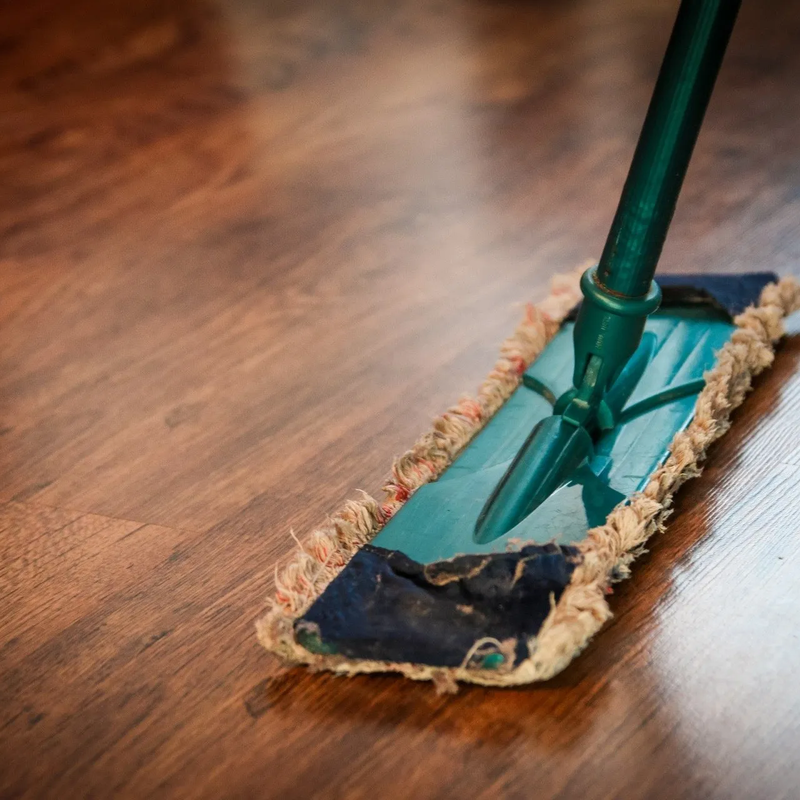 How to Clean Laminate Flooring by Inovar